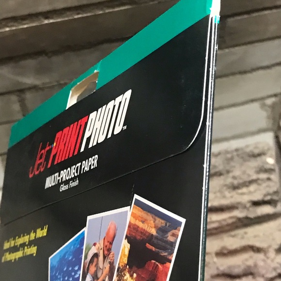 Jet Print 07033-0 New Photo Paper Gloss Finish Medium Weight 20 Sheets 8.5 x 11 - Picture 3 of 7